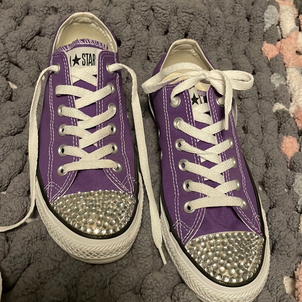 Converse Purple
